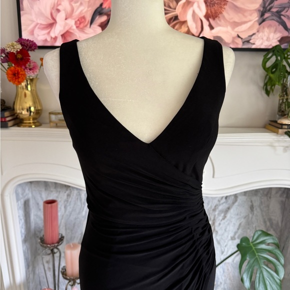 Ieena for Mac Duggal Black Ruched Jersey Gown - Picture 8 of 12